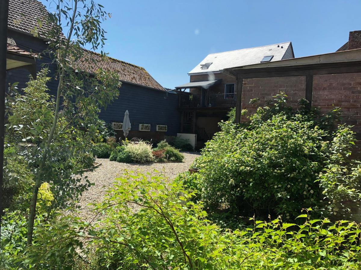 Le Gite De L Abreuvoir Bergicourt Exterior foto